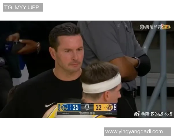 勇士与湖人激战第四节直播精彩瞬间全程回顾与分析