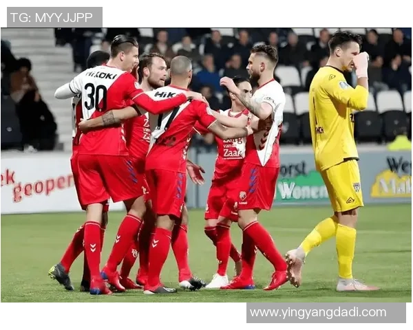 特温特主场迎战瓦尔韦克荷甲第15轮精彩对决即将上演 特温特主场迎战瓦尔韦克荷甲第15轮精彩对决即将上演